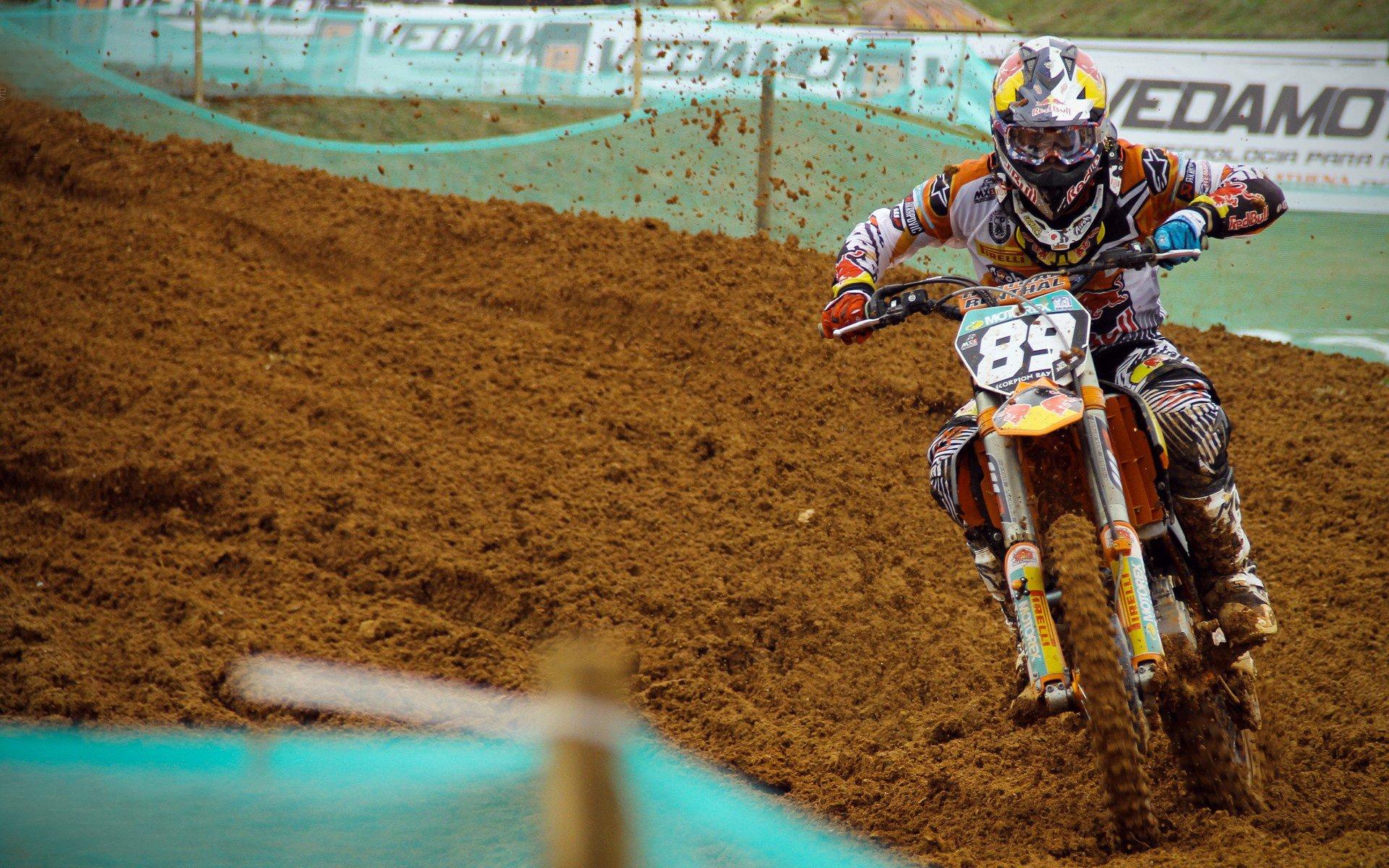 灯泡亮了!保罗:我和哈登还存在未完成任务 火箭是最有乐趣的球队